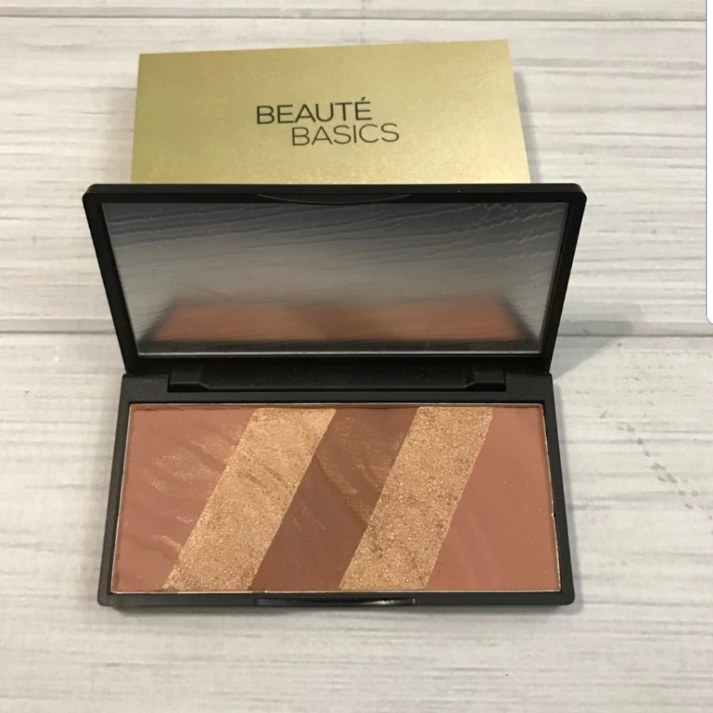 Bronze Essentials Bronzer